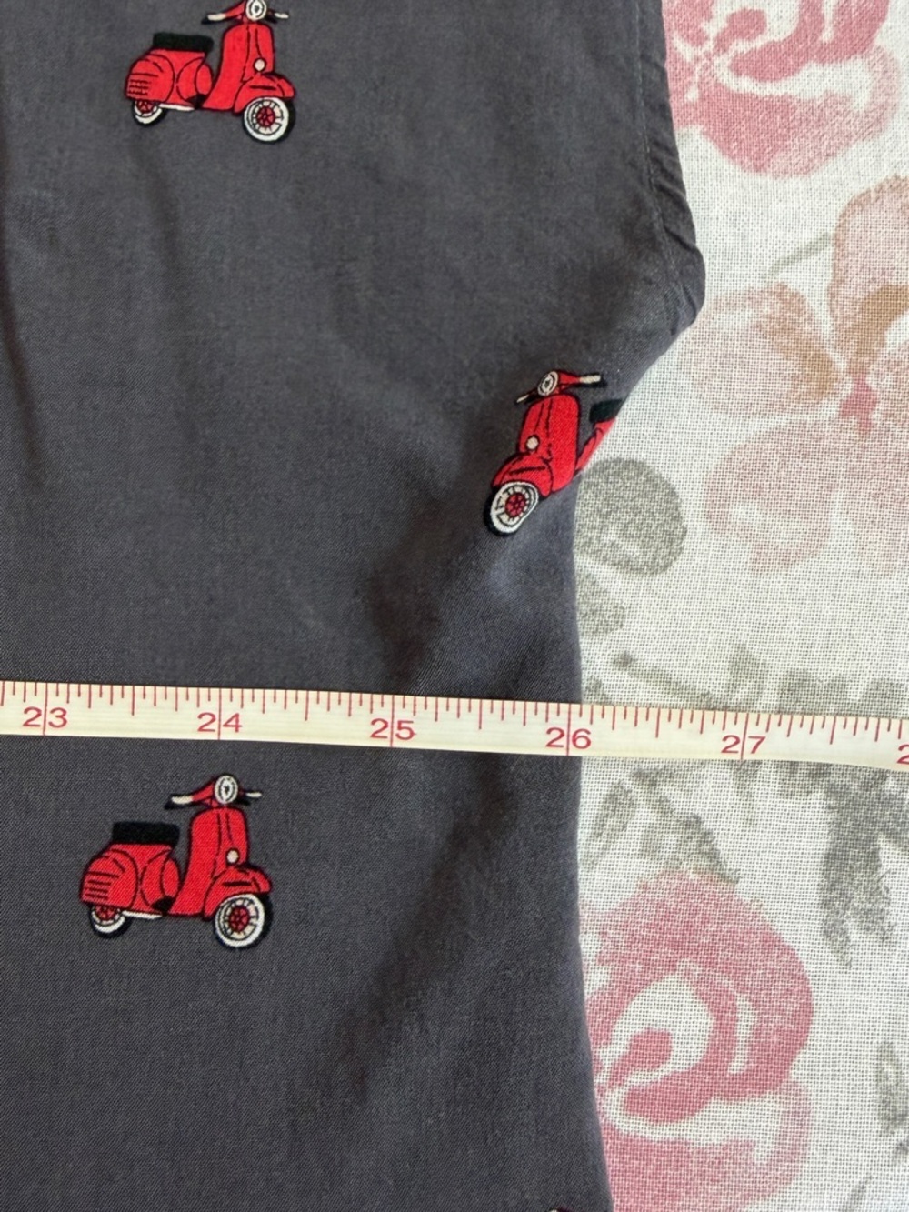 torrid Charcoal Button-Front V-Neck Top with Red Scooter Motif - Picture 11 of 11